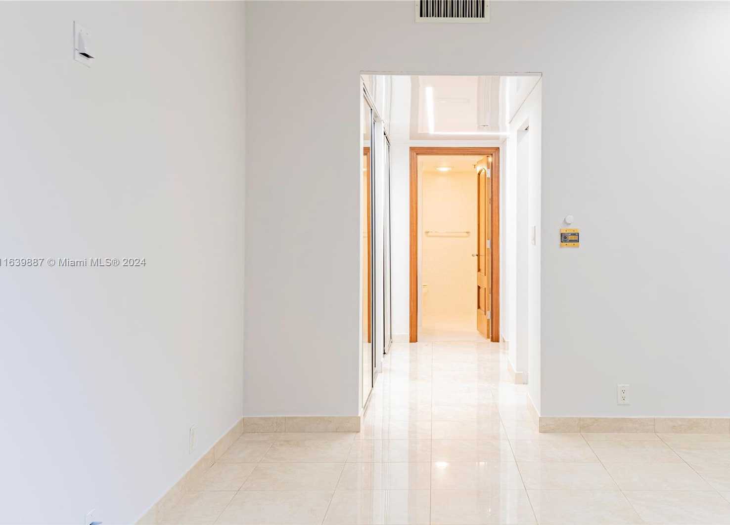 Small Image of 251 CRANDON BLVD #424, Key Biscayne Number 28