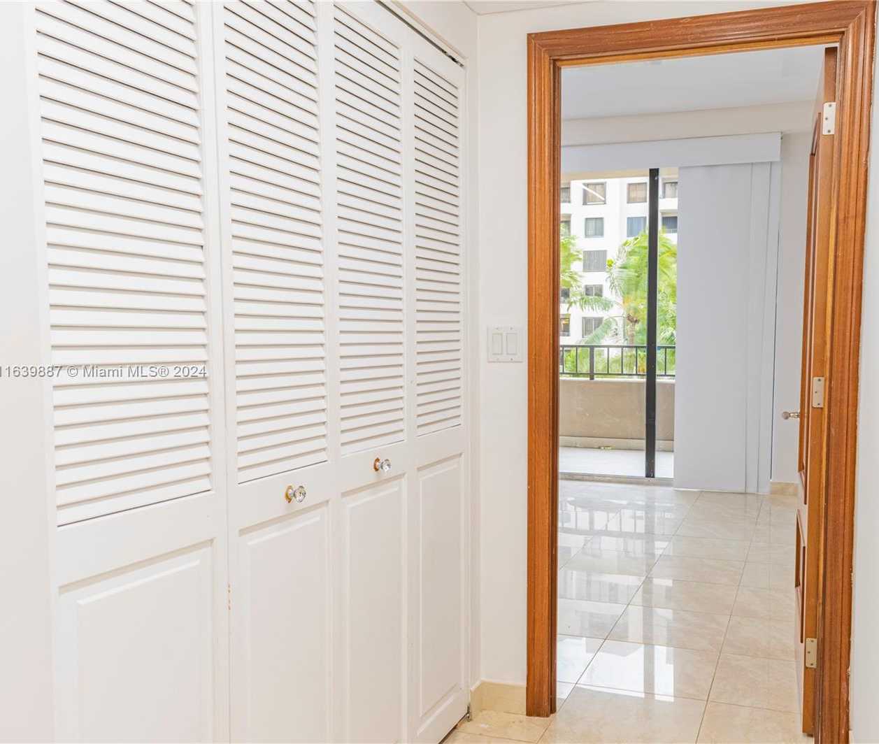 Small Image of 251 CRANDON BLVD #424, Key Biscayne Number 33