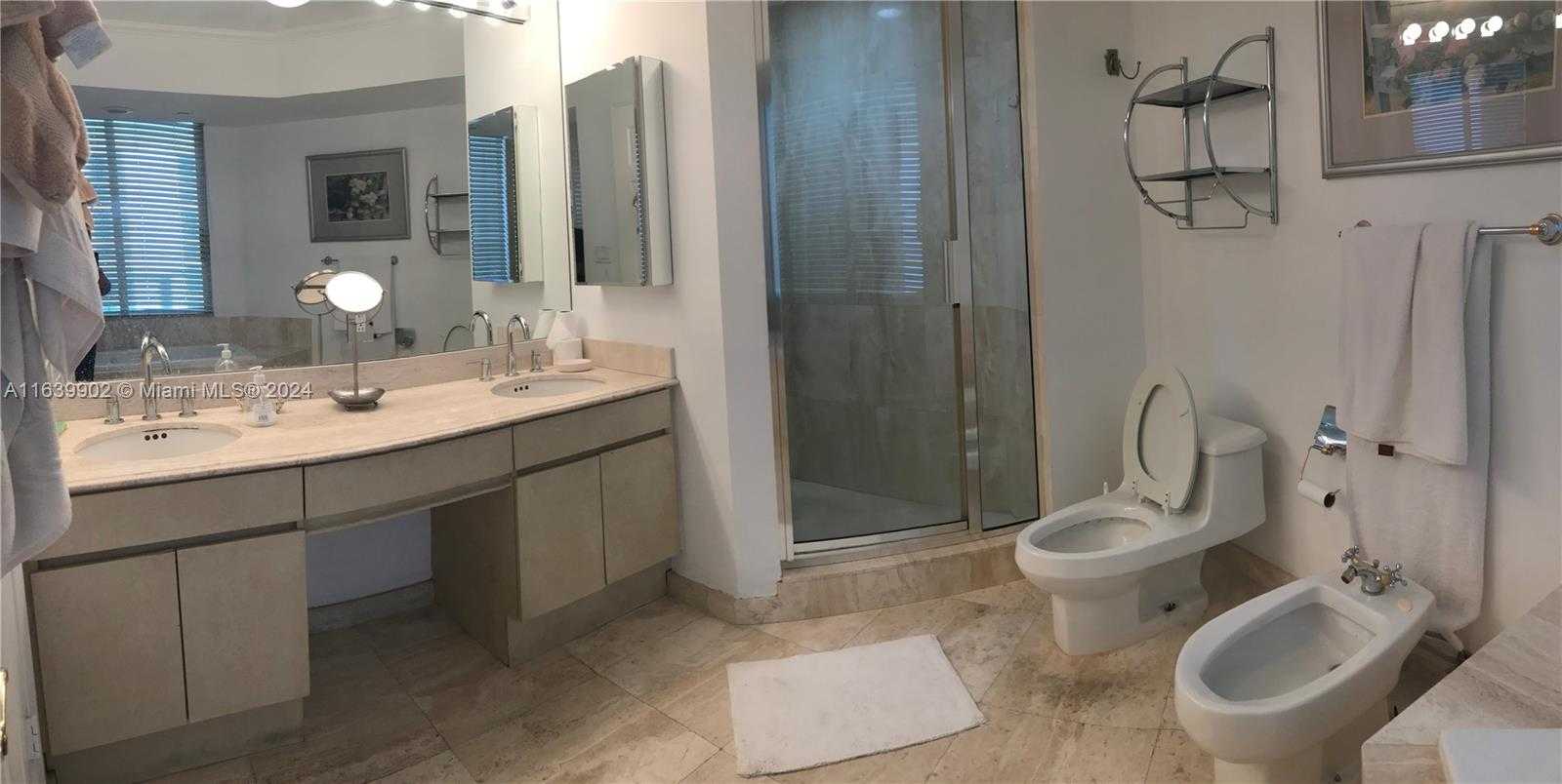 Small Image of 18671 Collins Ave, Miami, FL 33160, USA Number 48