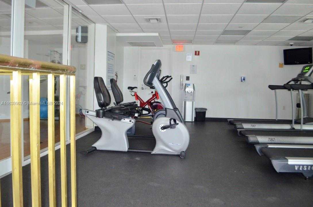 Small Image of 18671 Collins Ave, Miami, FL 33160, USA Number 61