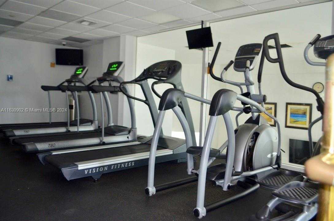 Small Image of 18671 Collins Ave, Miami, FL 33160, USA Number 62