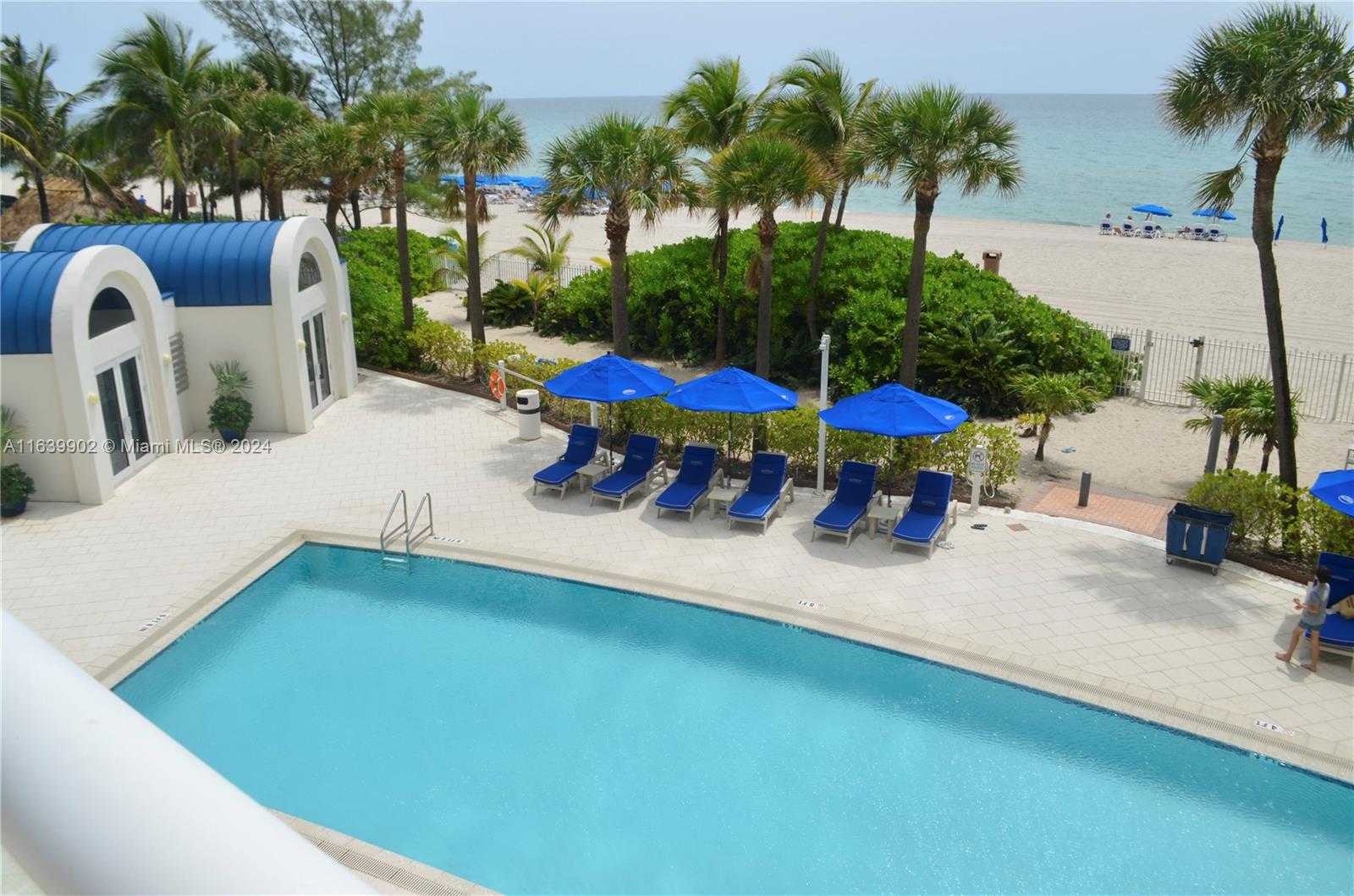 Small Image of 18671 Collins Ave, Miami, FL 33160, USA Number 71