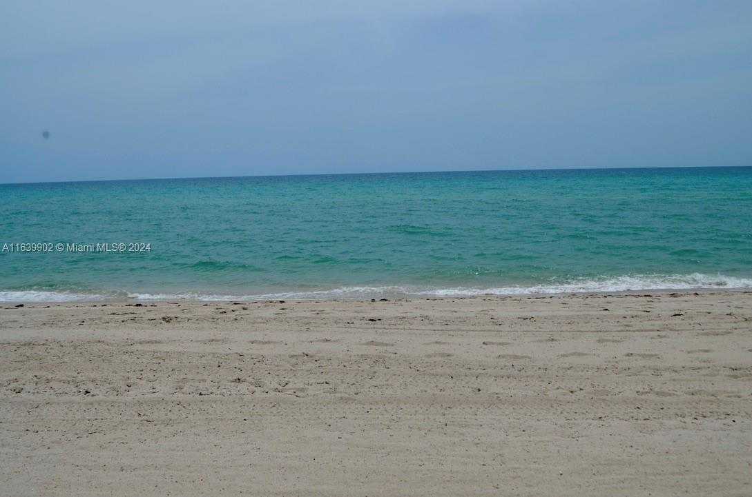 Small Image of 18671 Collins Ave, Miami, FL 33160, USA Number 83
