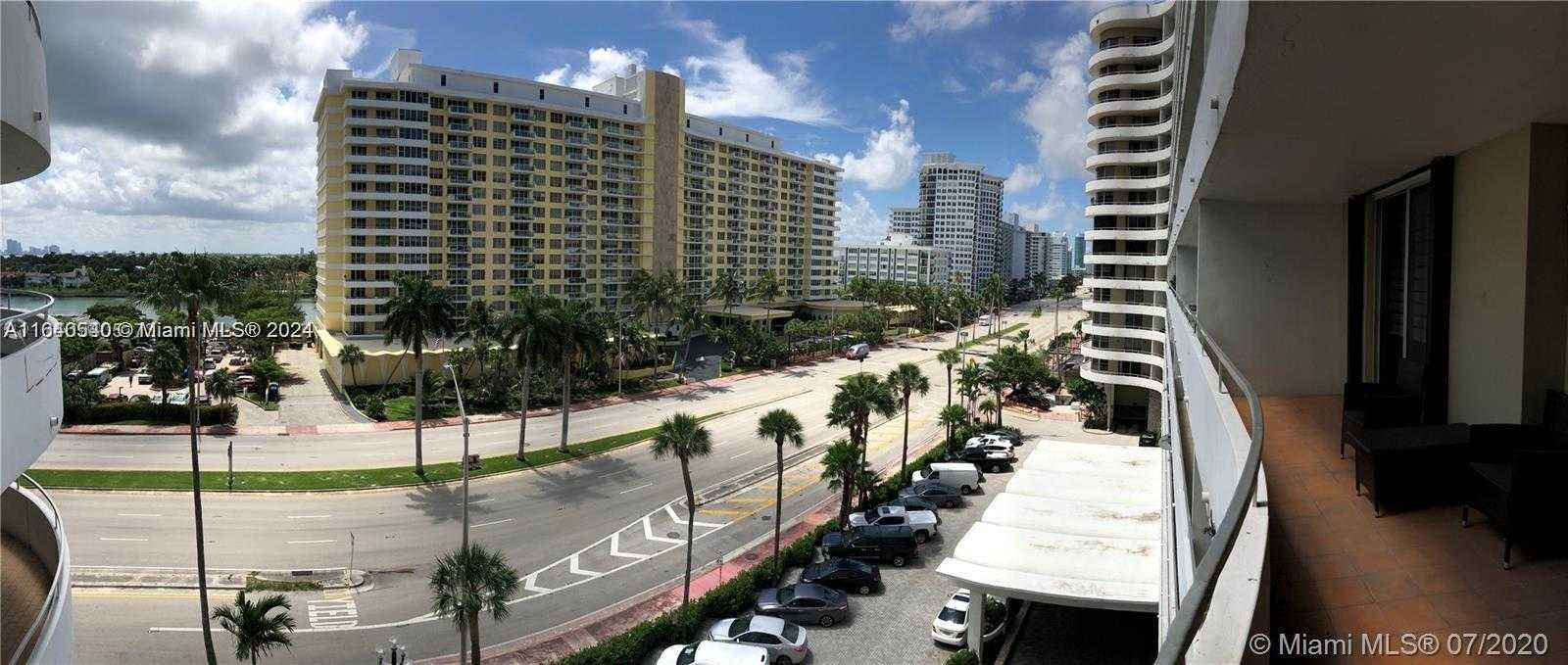 Small Image of 5555 COLLINS AVE #7T, Miami Beach Number 18