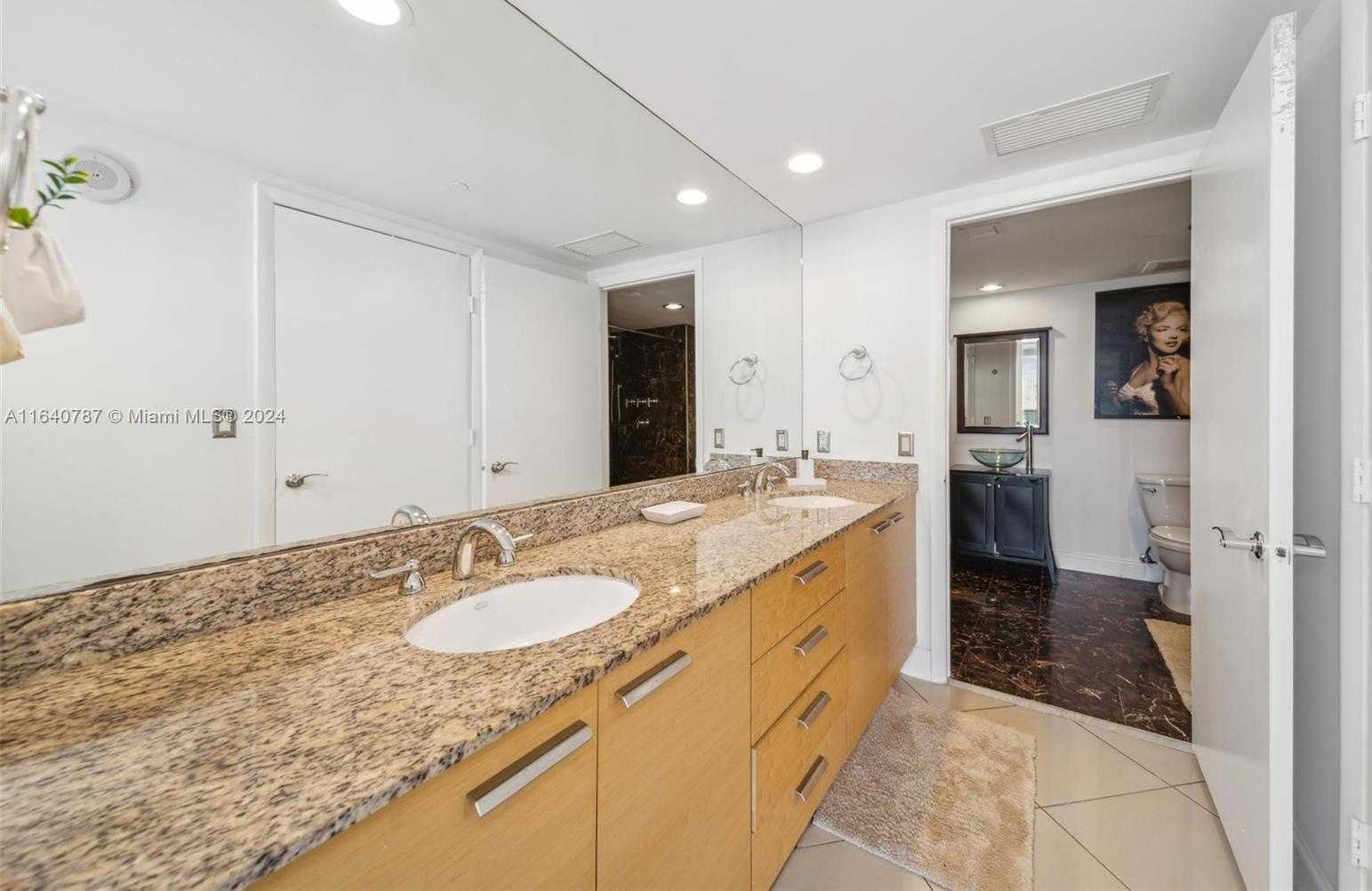 Small Image of 1800 SOUTH OCEAN DR #1406, Hallandale Beach Number 14