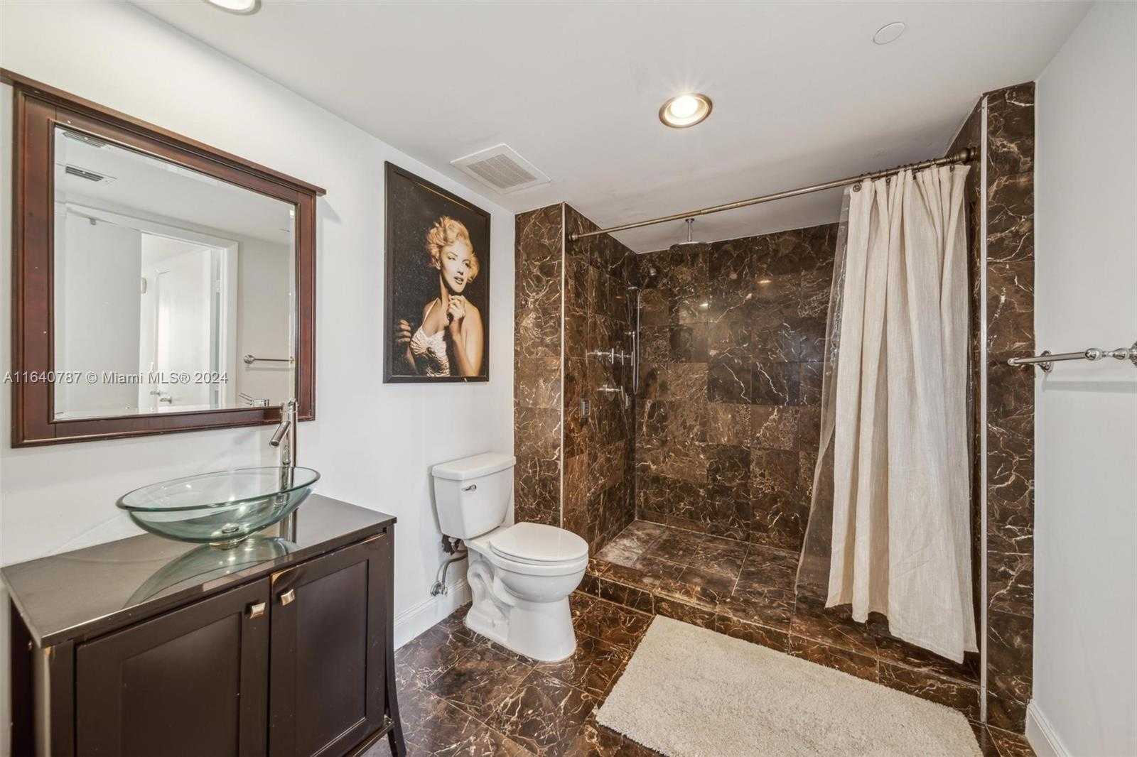 Small Image of 1800 SOUTH OCEAN DR #1406, Hallandale Beach Number 16
