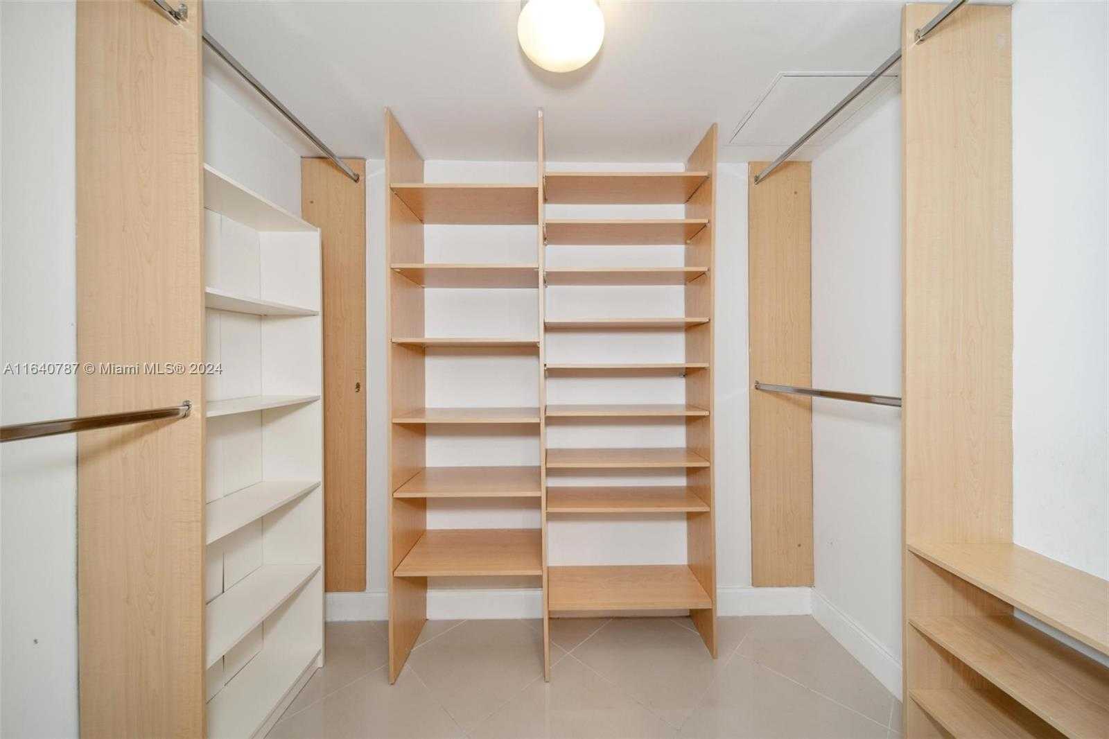 Small Image of 1800 SOUTH OCEAN DR #1406, Hallandale Beach Number 17