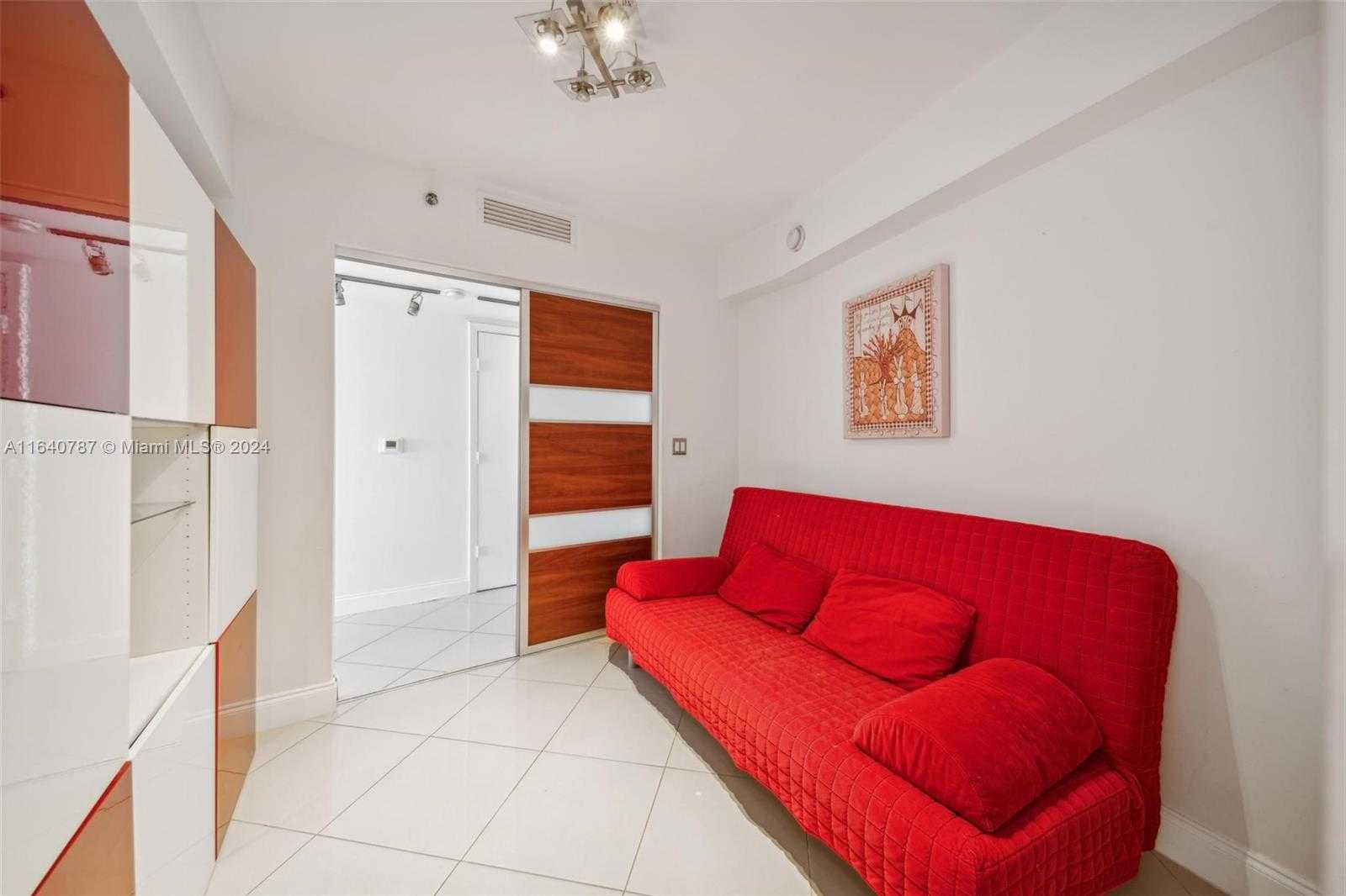 Small Image of 1800 SOUTH OCEAN DR #1406, Hallandale Beach Number 18