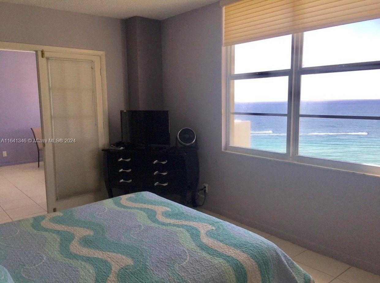 Small Image of 3725 SOUTH OCEAN DR #1516, Hollywood Number 11