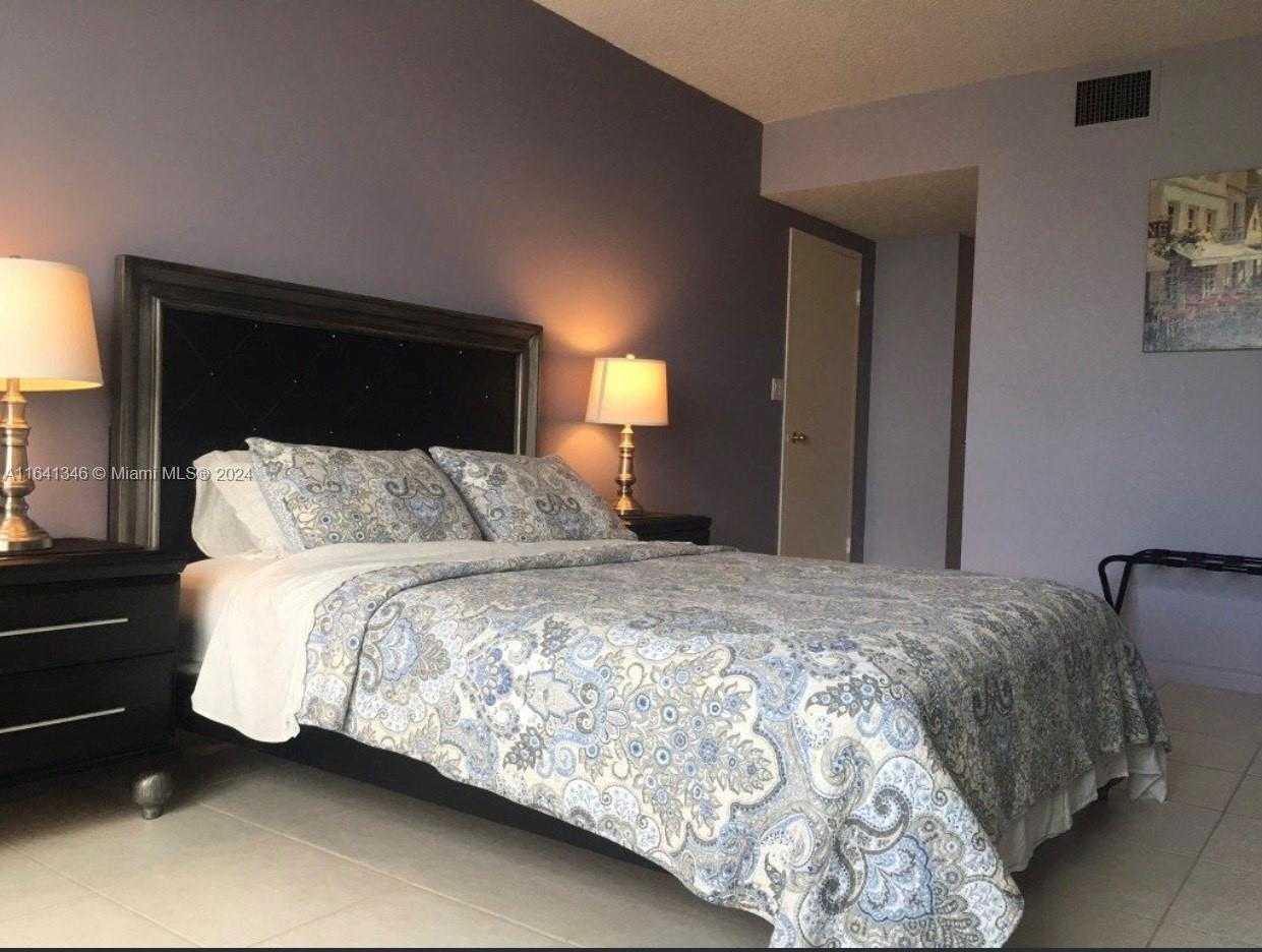 Small Image of 3725 SOUTH OCEAN DR #1516, Hollywood Number 15