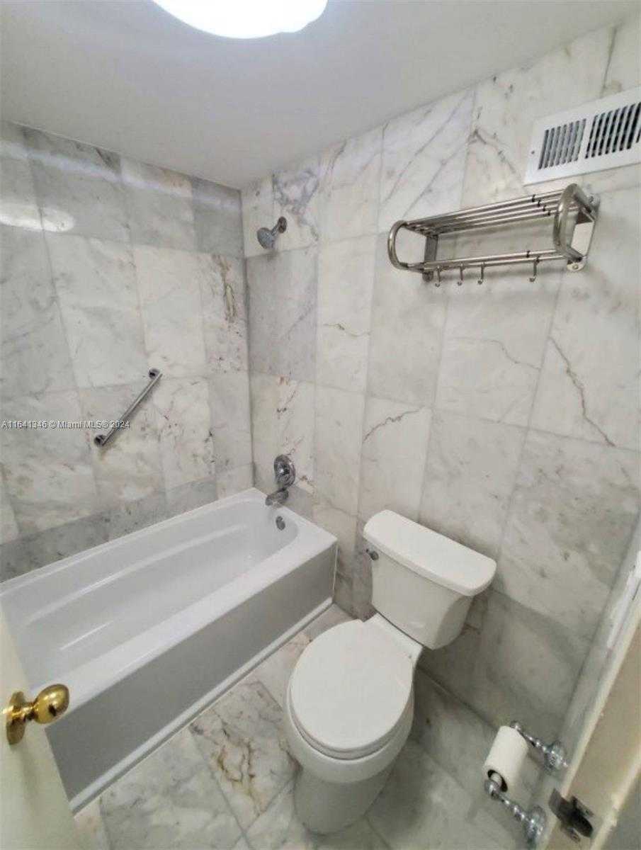 Small Image of 3725 SOUTH OCEAN DR #1516, Hollywood Number 17