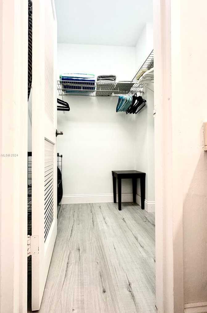 Small Image of 100 LINCOLN RD #1032, Miami Beach Number 9