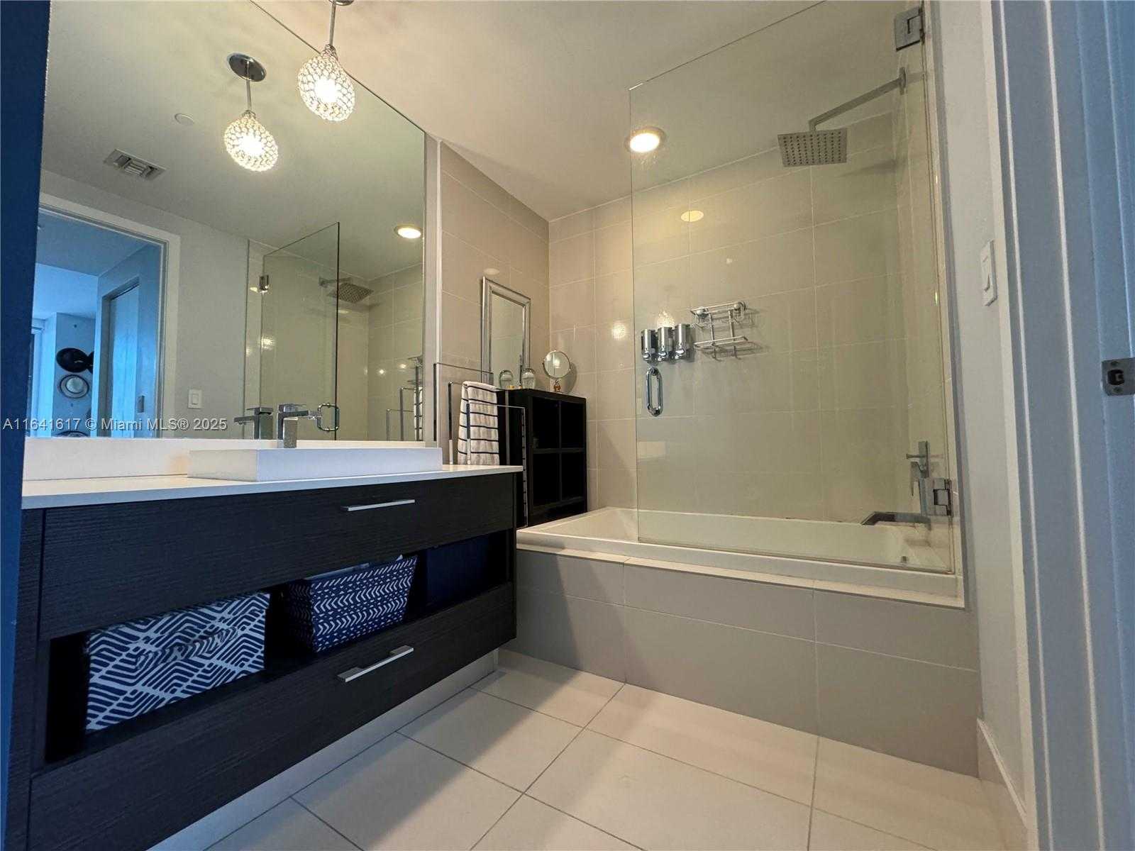 Small Image of 55 SOUTH WEST 9TH ST #1005, Miami Number 18