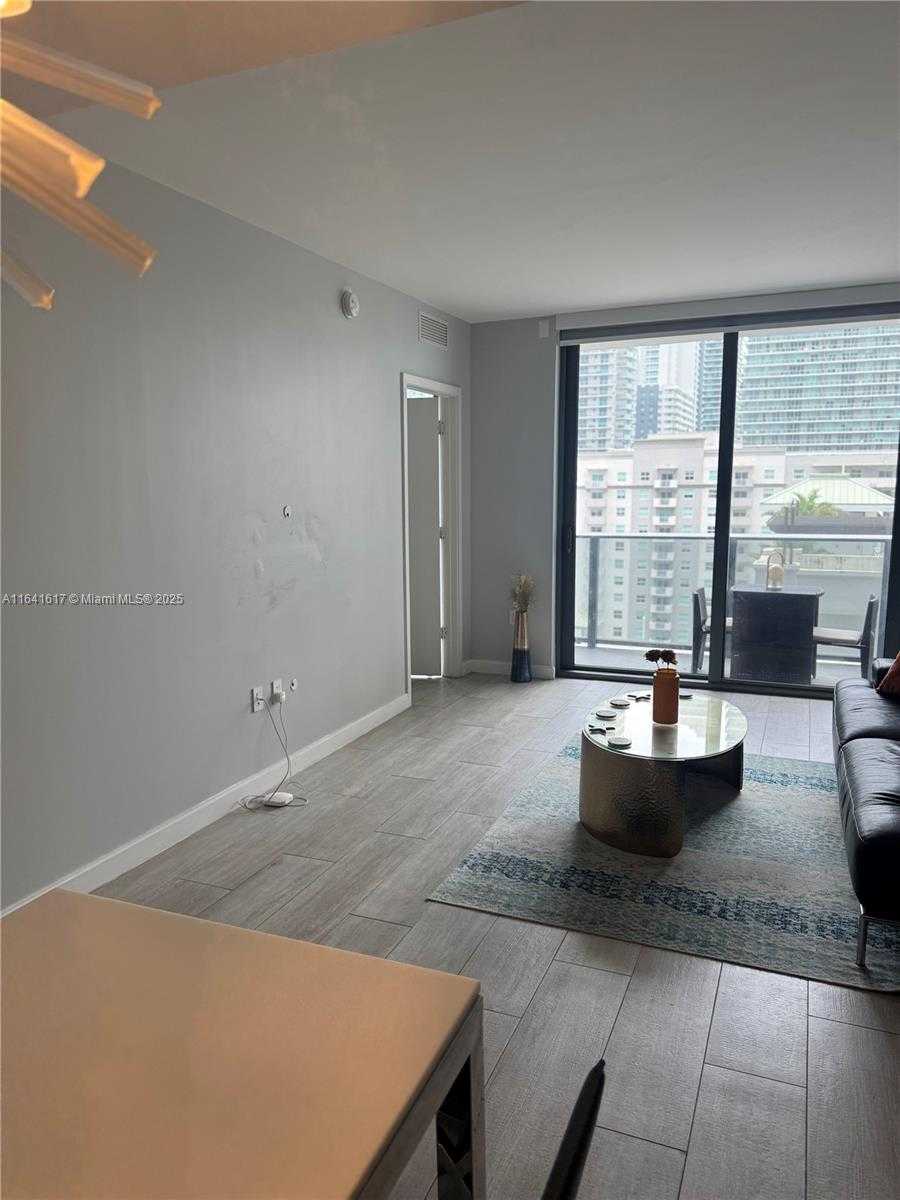 Small Image of 55 SOUTH WEST 9TH ST #1005, Miami Number 30