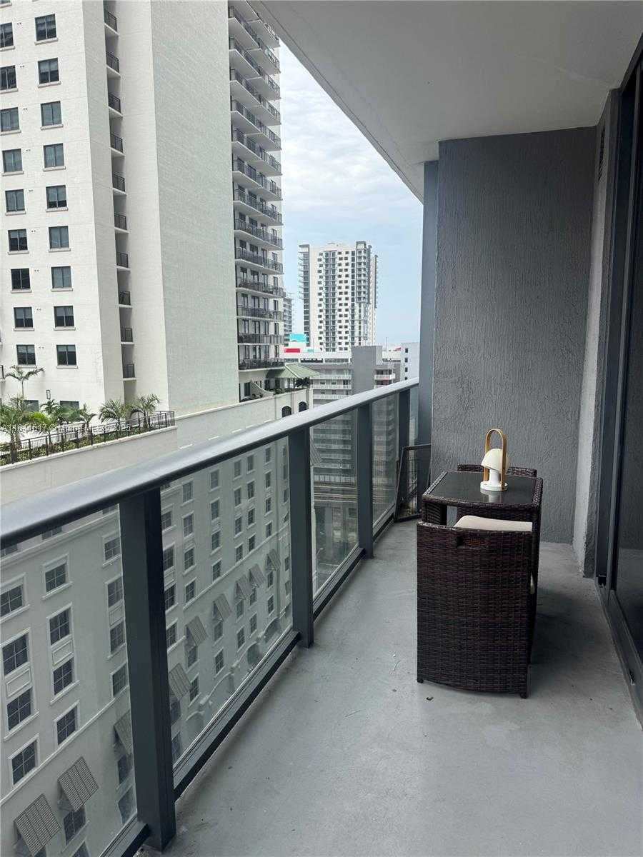 Small Image of 55 SOUTH WEST 9TH ST #1005, Miami Number 38
