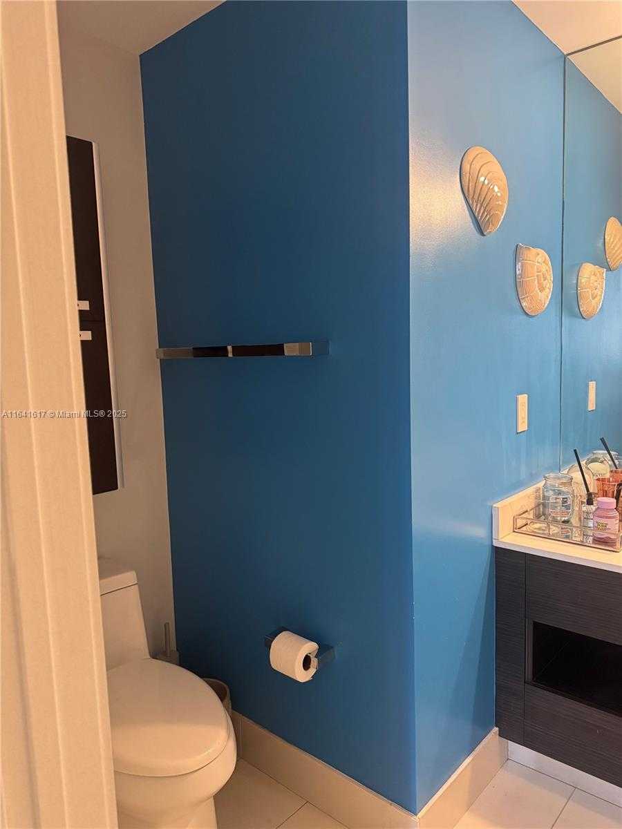 Small Image of 55 SOUTH WEST 9TH ST #1005, Miami Number 8