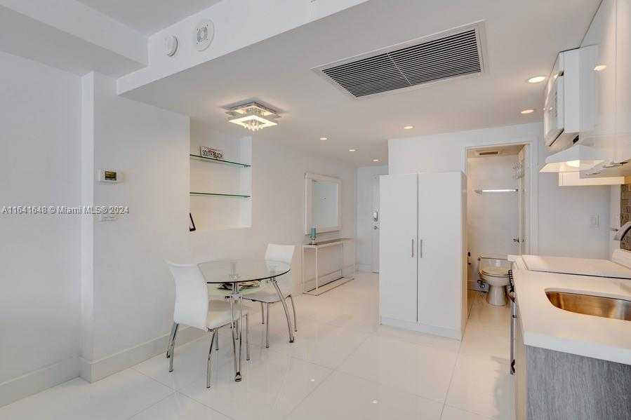 Small Image of 100 LINCOLN RD #614A, Miami Beach Number 10