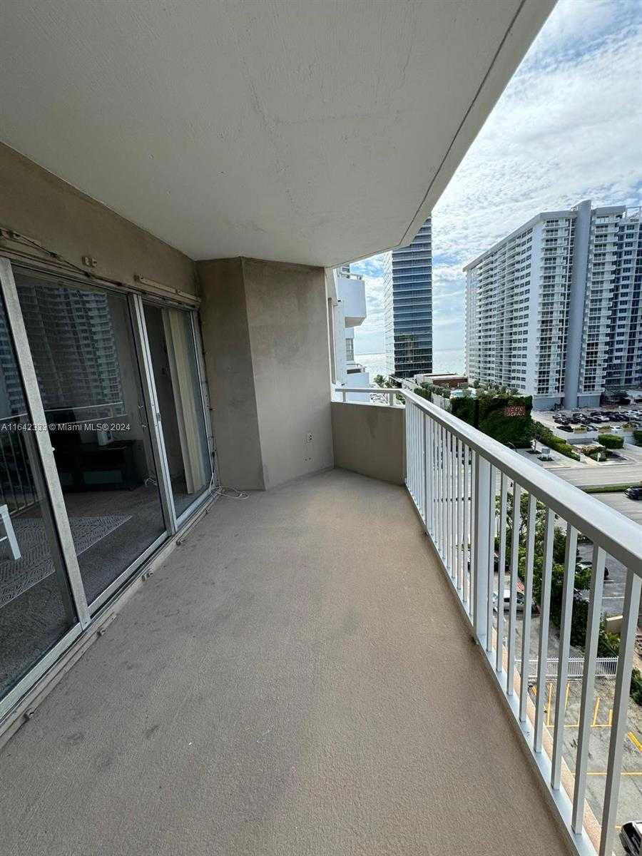 Small Image of 1985 SOUTH OCEAN DR #8L, Hallandale Beach Number 5