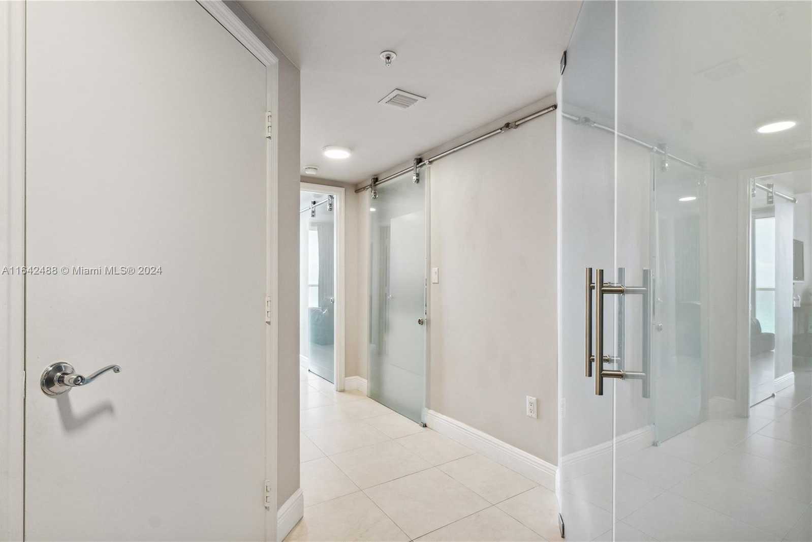 Small Image of 16699 COLLINS AVE #1904, Sunny Isles Beach Number 10