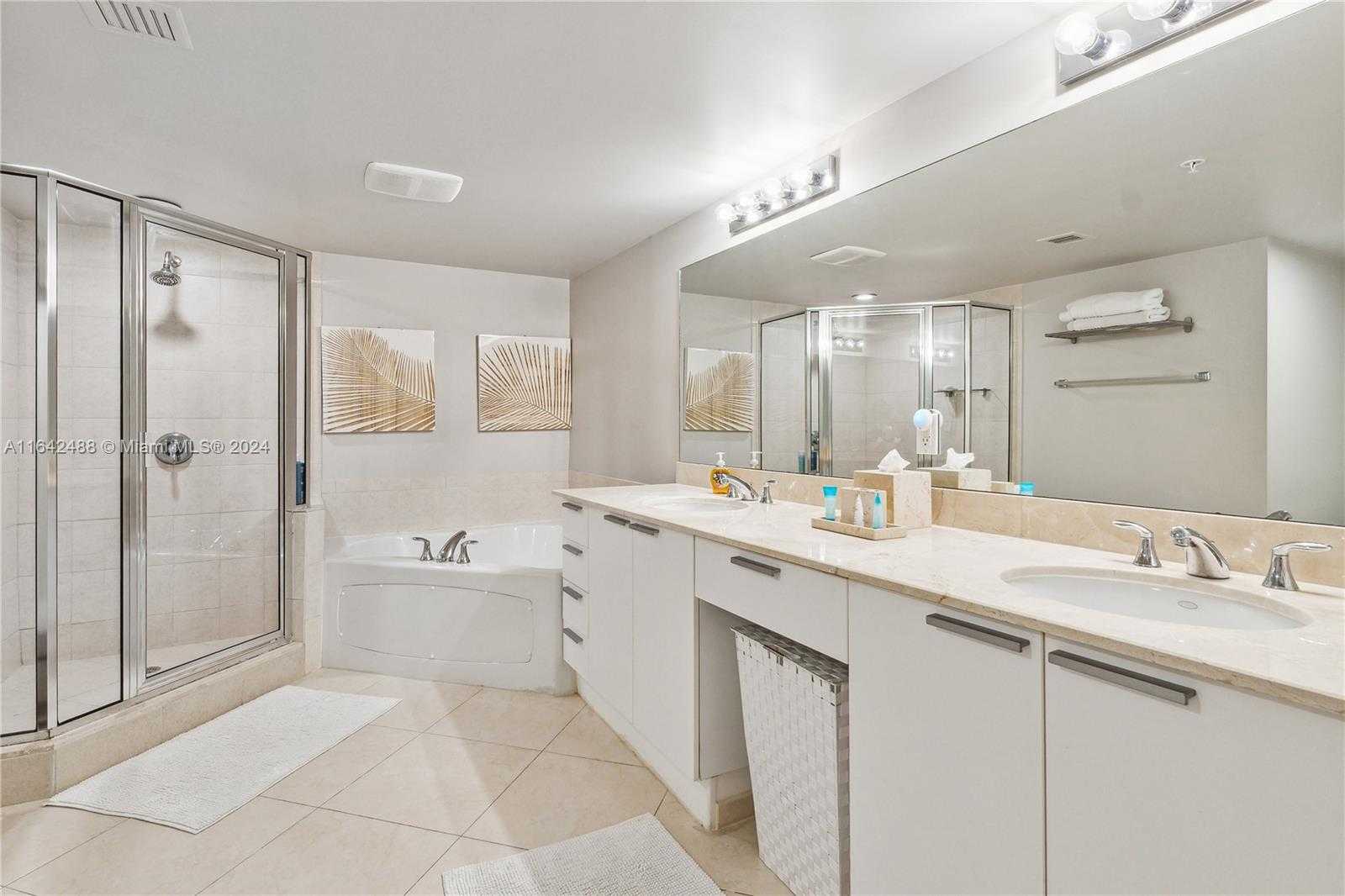 Small Image of 16699 COLLINS AVE #1904, Sunny Isles Beach Number 8
