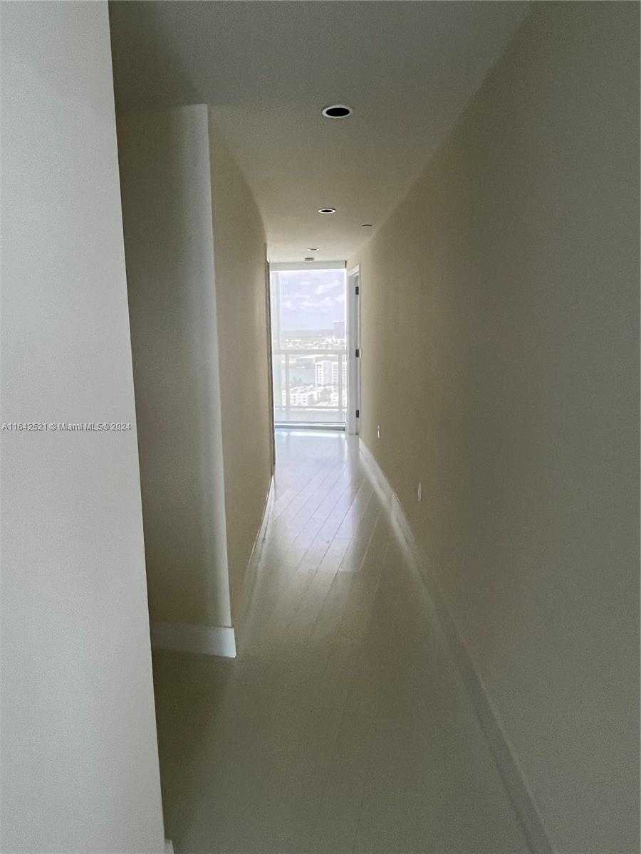 Small Image of 17121 #2508, Sunny Isles Beach Number 20