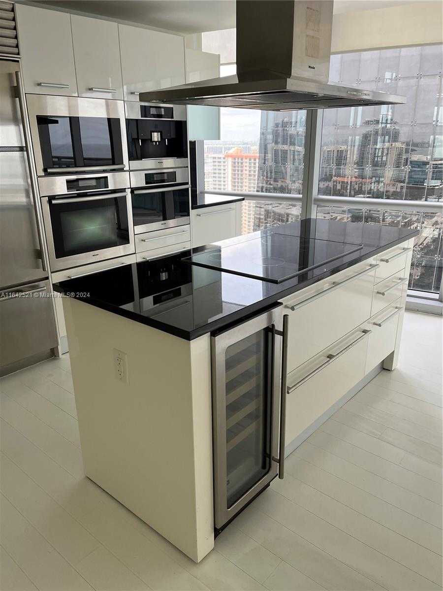 Small Image of 17121 #2508, Sunny Isles Beach Number 22