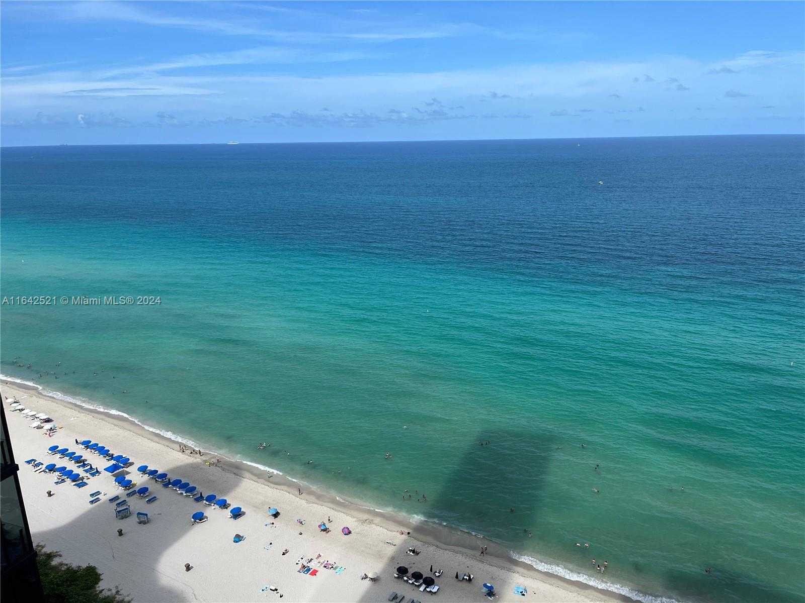 Small Image of 17121 #2508, Sunny Isles Beach Number 5