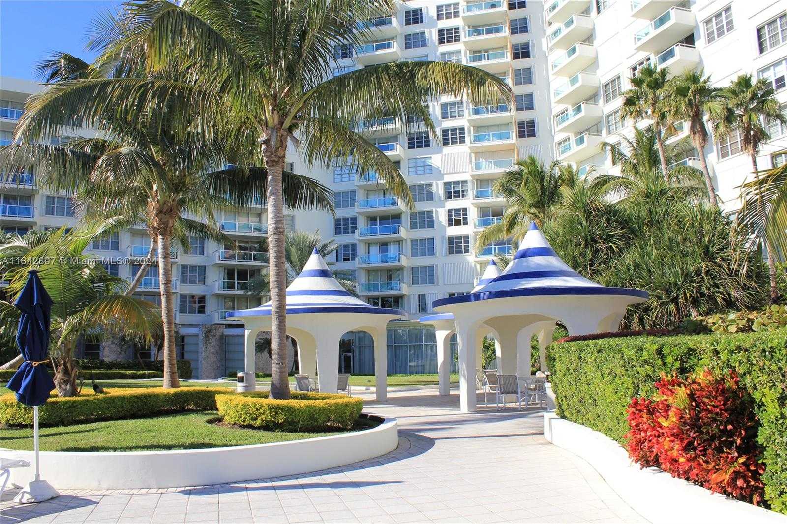 Small Image of 5161 COLLINS AV #1004, Miami Beach Number 29
