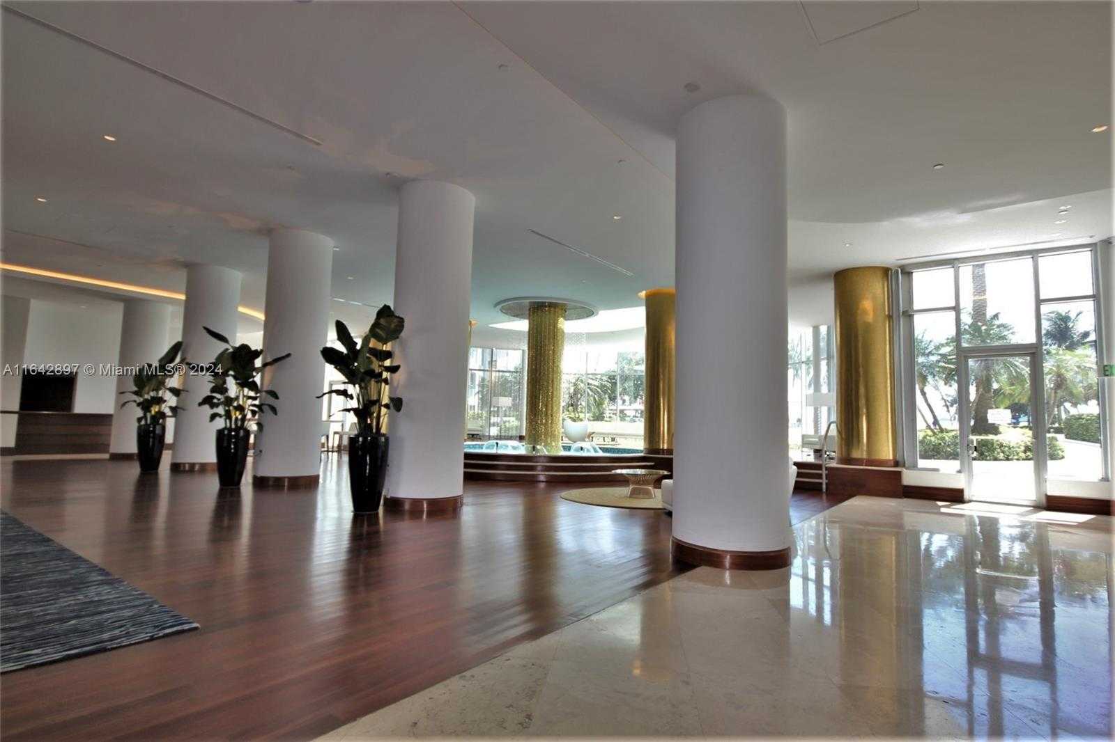 Small Image of 5161 COLLINS AV #1004, Miami Beach Number 49