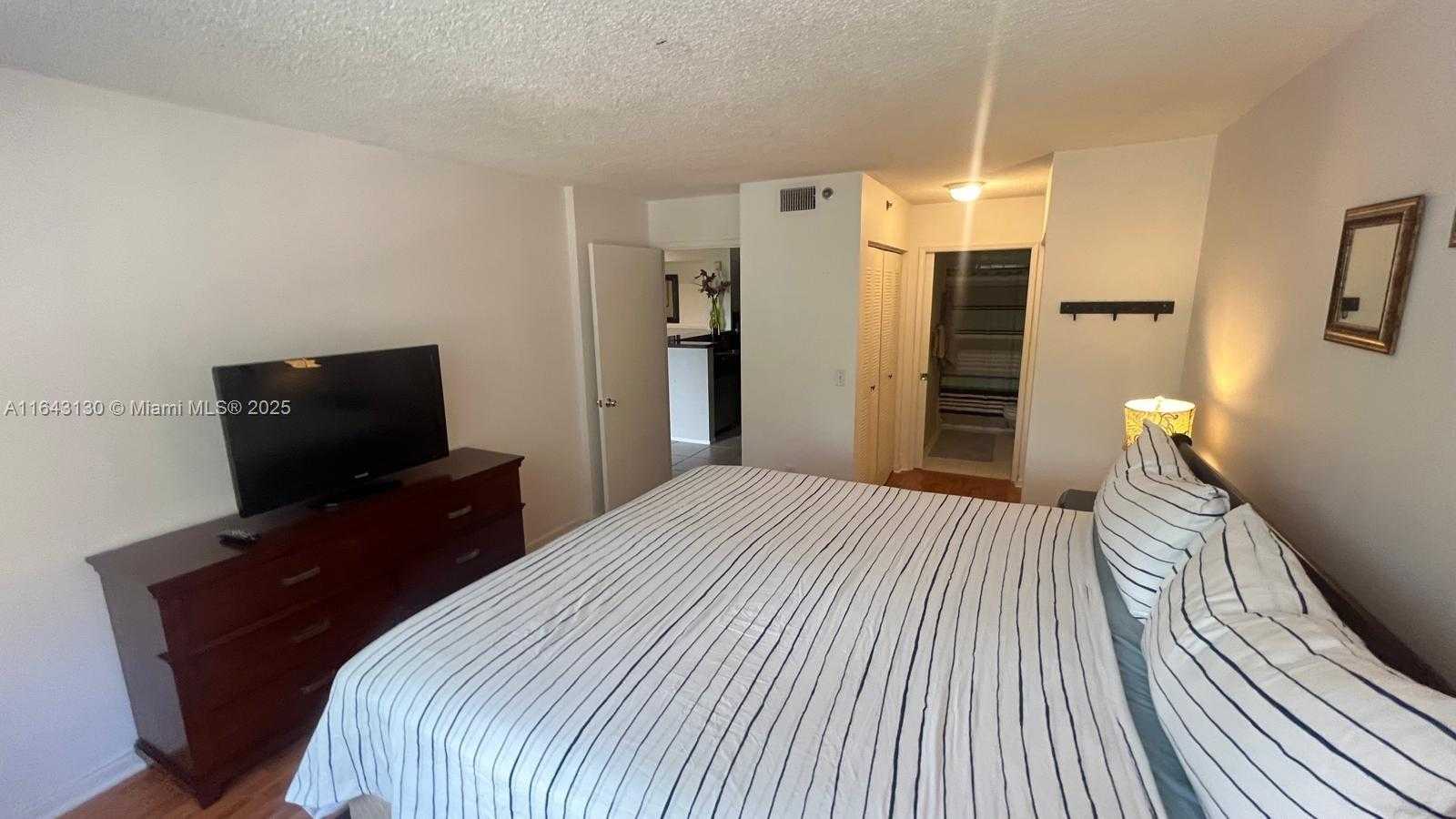 Small Image of 19999 EAST COUNTRY CLUB DR #1303, Aventura Number 10