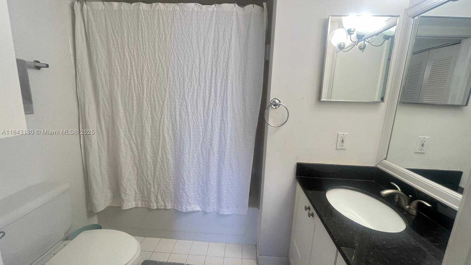 Small Image of 19999 EAST COUNTRY CLUB DR #1303, Aventura Number 19