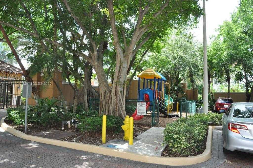 Small Image of 19999 EAST COUNTRY CLUB DR #1303, Aventura Number 28