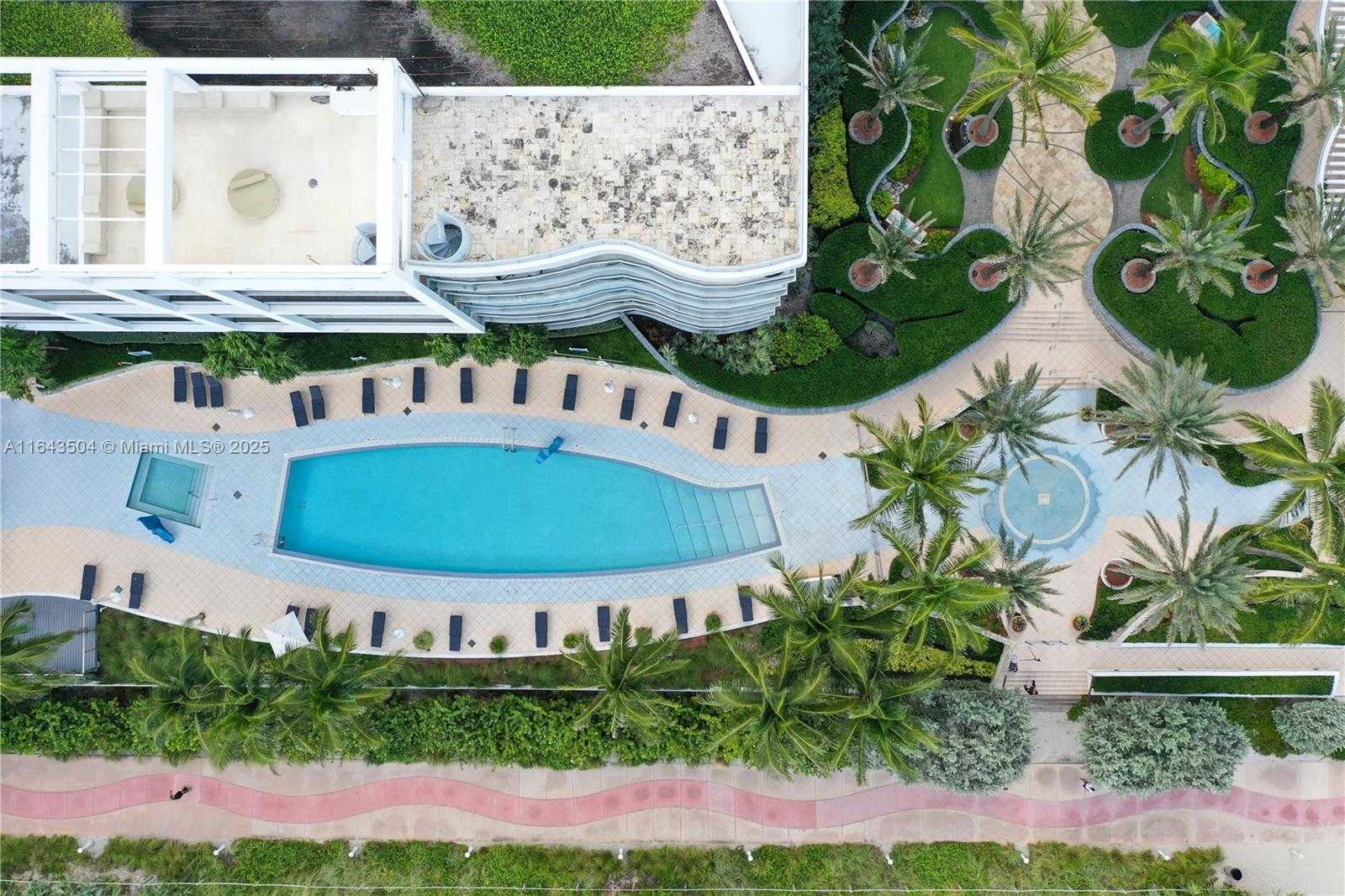 Small Image of 6801 #LPH16, Miami Beach Number 43