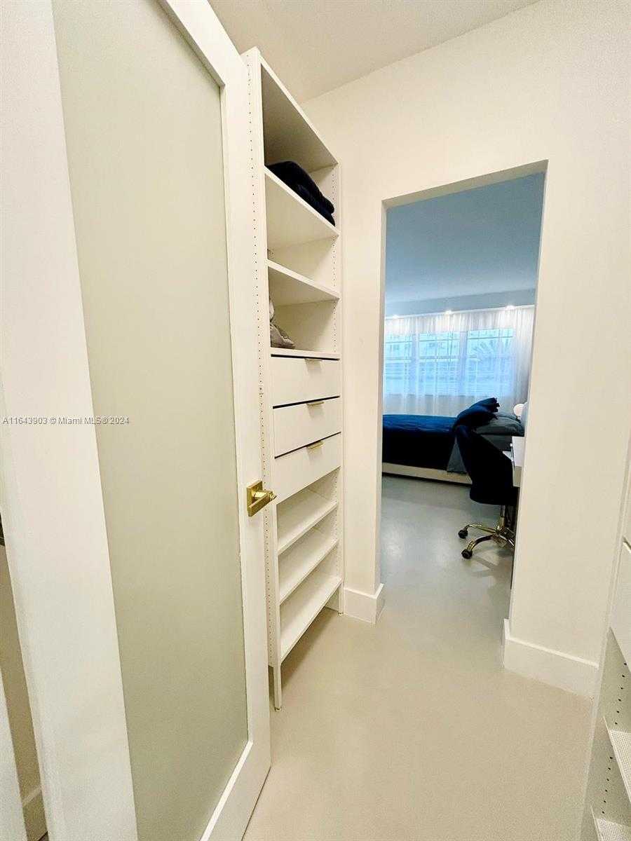 Small Image of 100 LINCOLN RD #445, Miami Beach Number 13