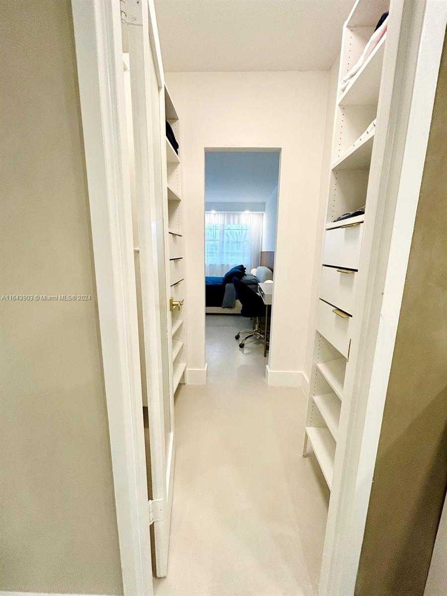 Small Image of 100 LINCOLN RD #445, Miami Beach Number 14