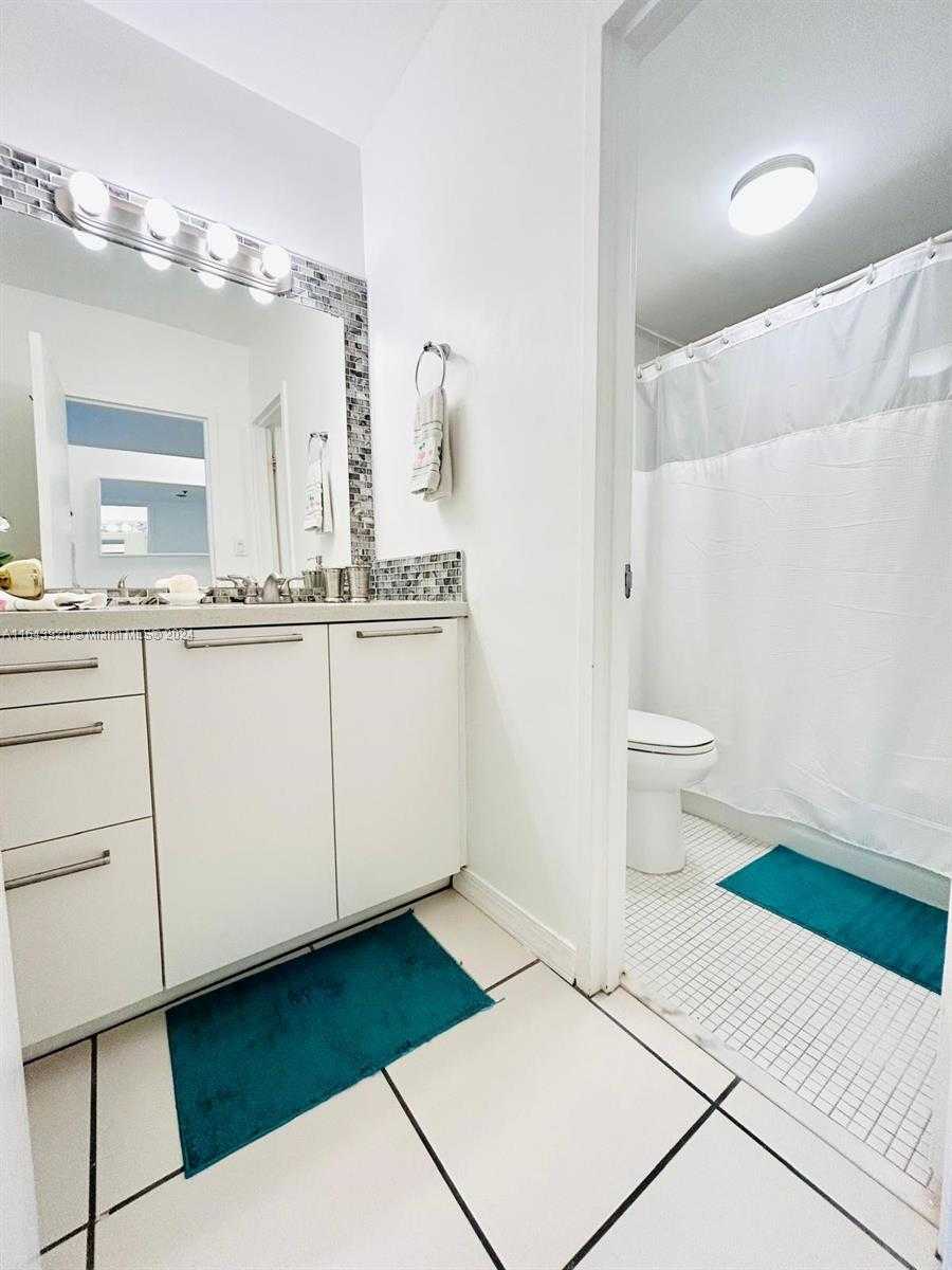 Small Image of 100 LINCOLN RD #1105, Miami Beach Number 10