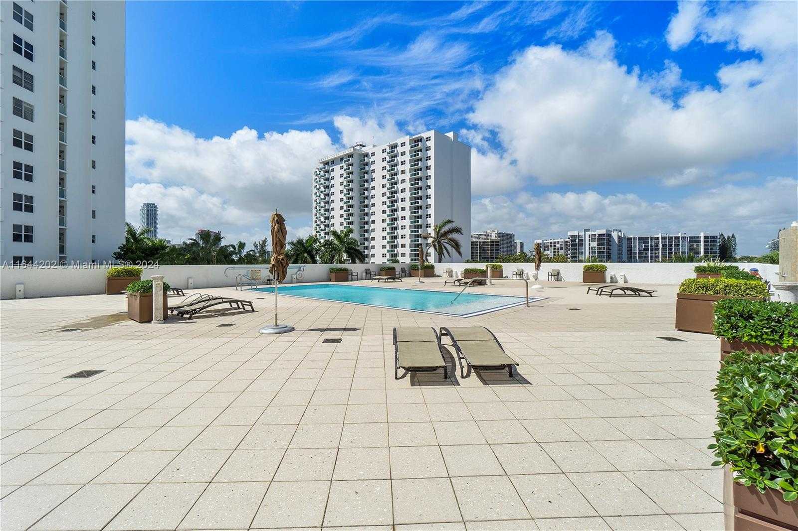 Small Image of 2751 SOUTH OCEAN DR #1404N, Hollywood Number 17