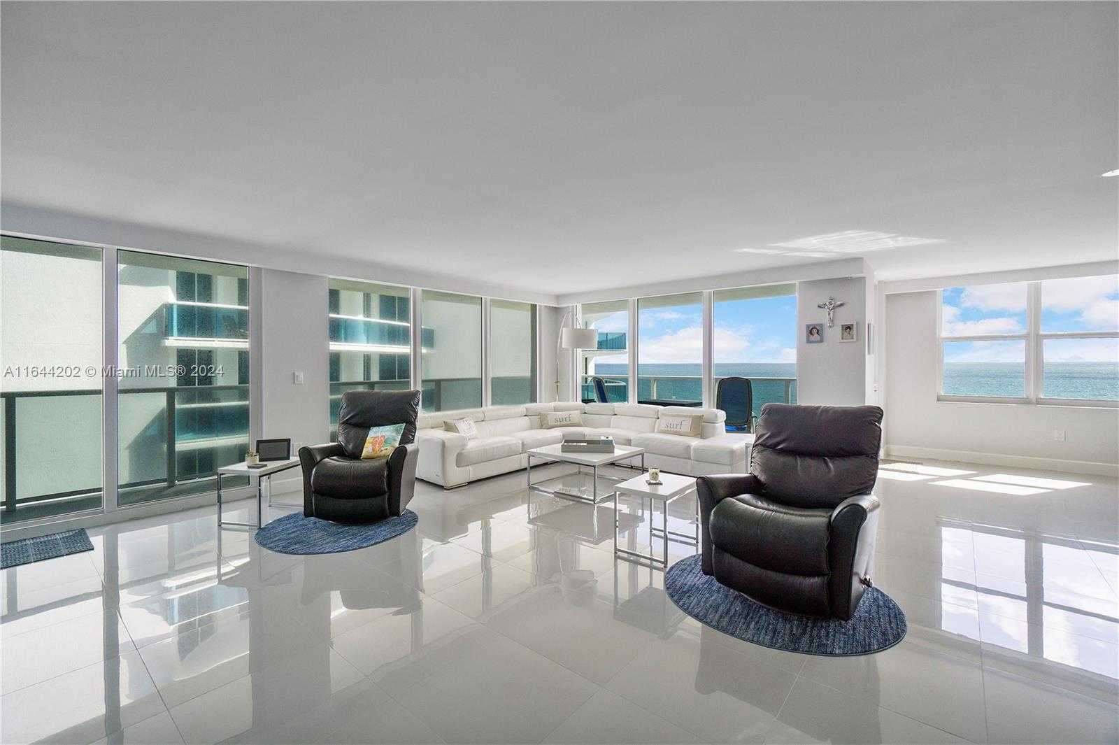 Small Image of 2751 SOUTH OCEAN DR #1404N, Hollywood Number 24