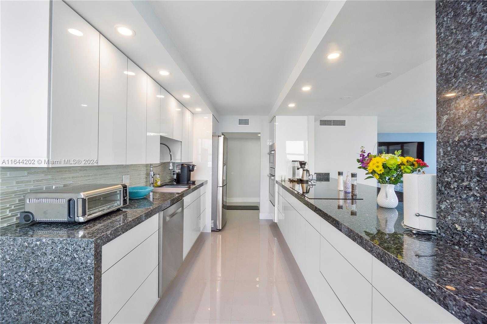 Small Image of 2751 SOUTH OCEAN DR #1404N, Hollywood Number 27