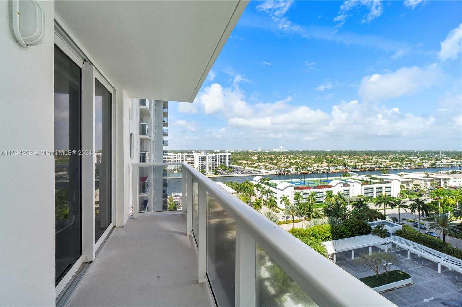 Small Image of 2751 SOUTH OCEAN DR #1404N, Hollywood Number 32