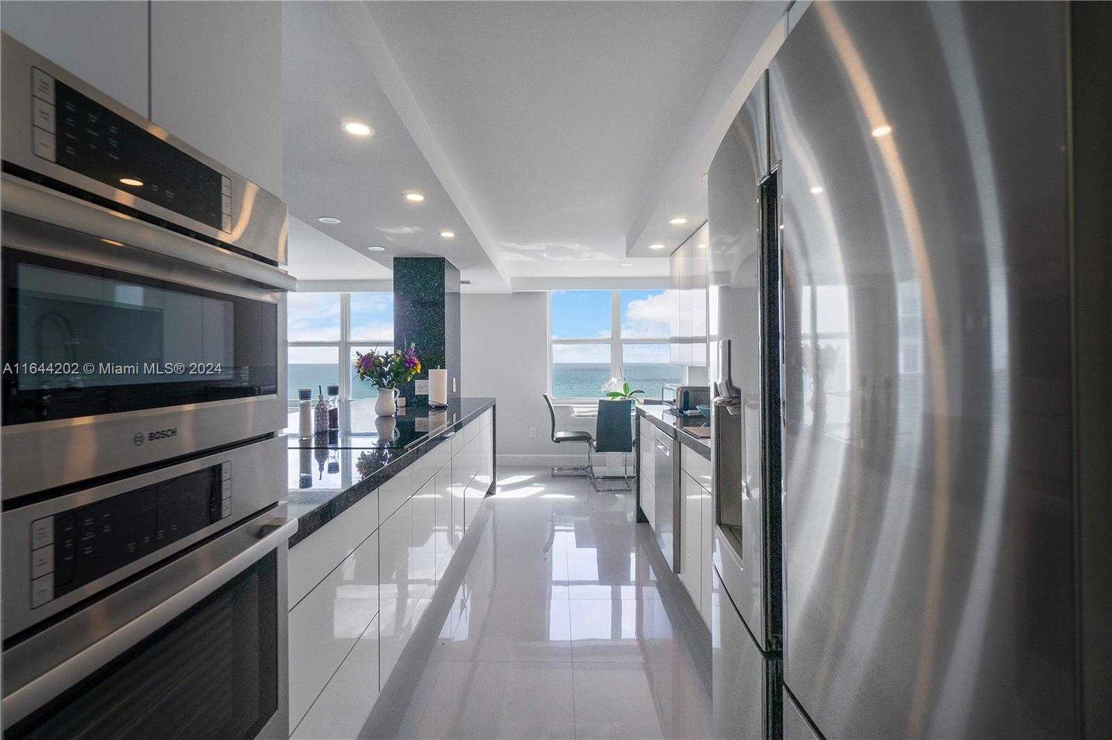 Small Image of 2751 SOUTH OCEAN DR #1404N, Hollywood Number 5