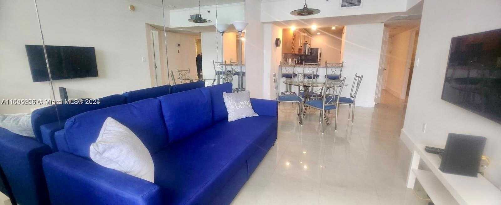 Small Image of 100 Lincoln Rd, Miami Beach, FL 33139, USA Number 36