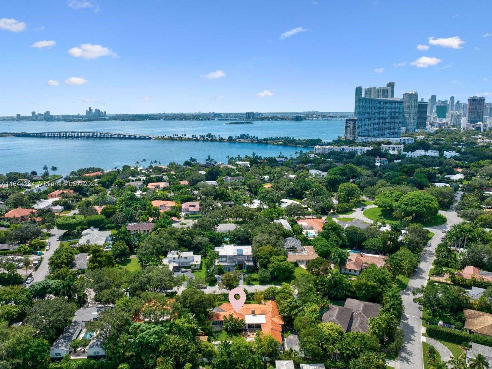Small Image of 575 HIBISCUS LN, Miami Number 60
