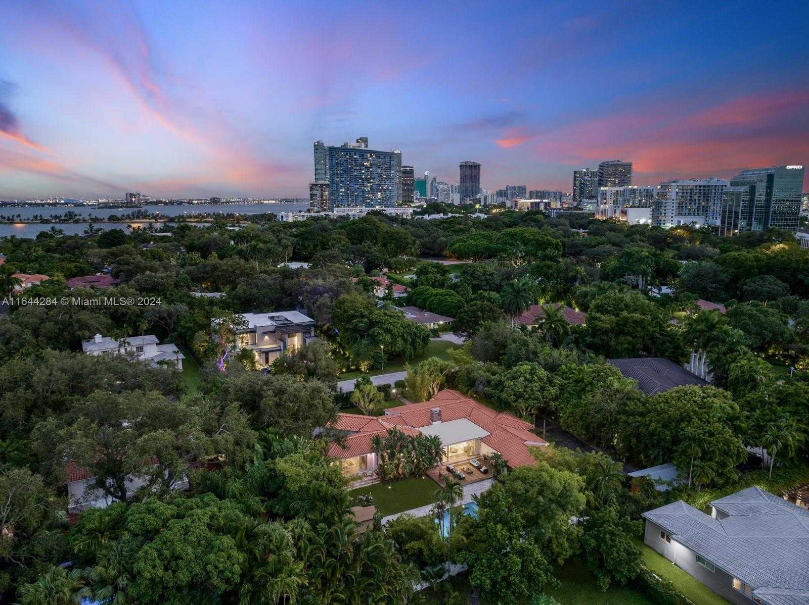 Small Image of 575 HIBISCUS LN, Miami Number 65