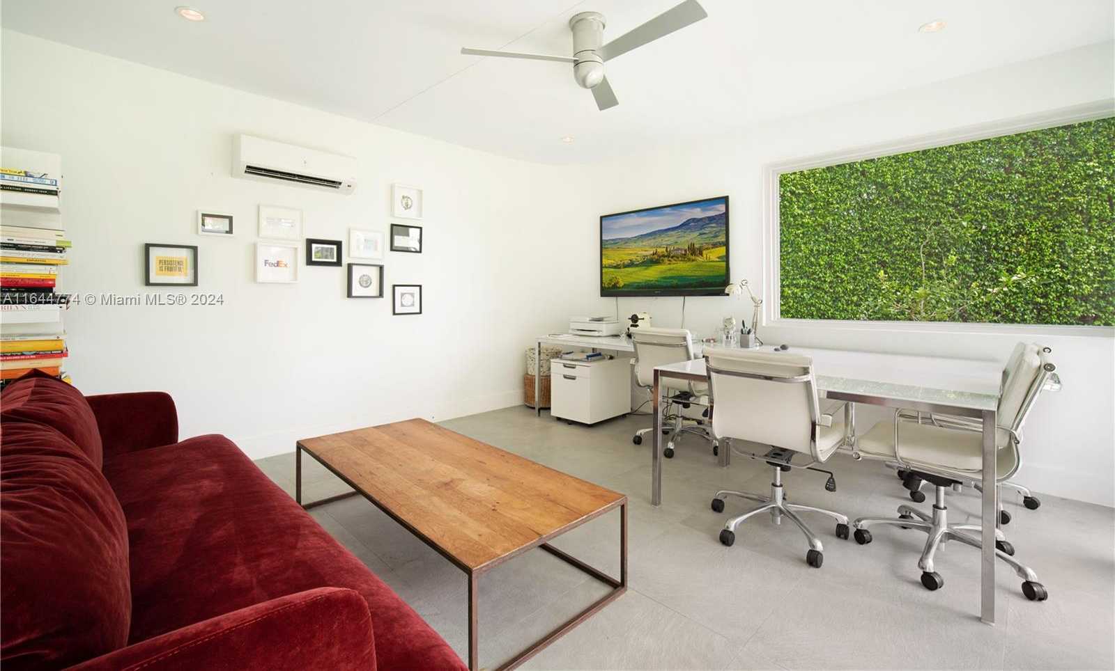 Small Image of 861 HARBOR DR, Key Biscayne Number 23