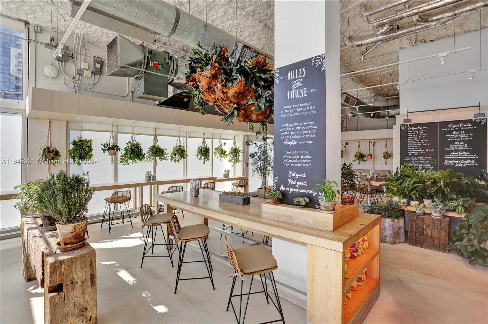Small Image of 2301 COLLINS AVE #333, Miami Beach Number 21