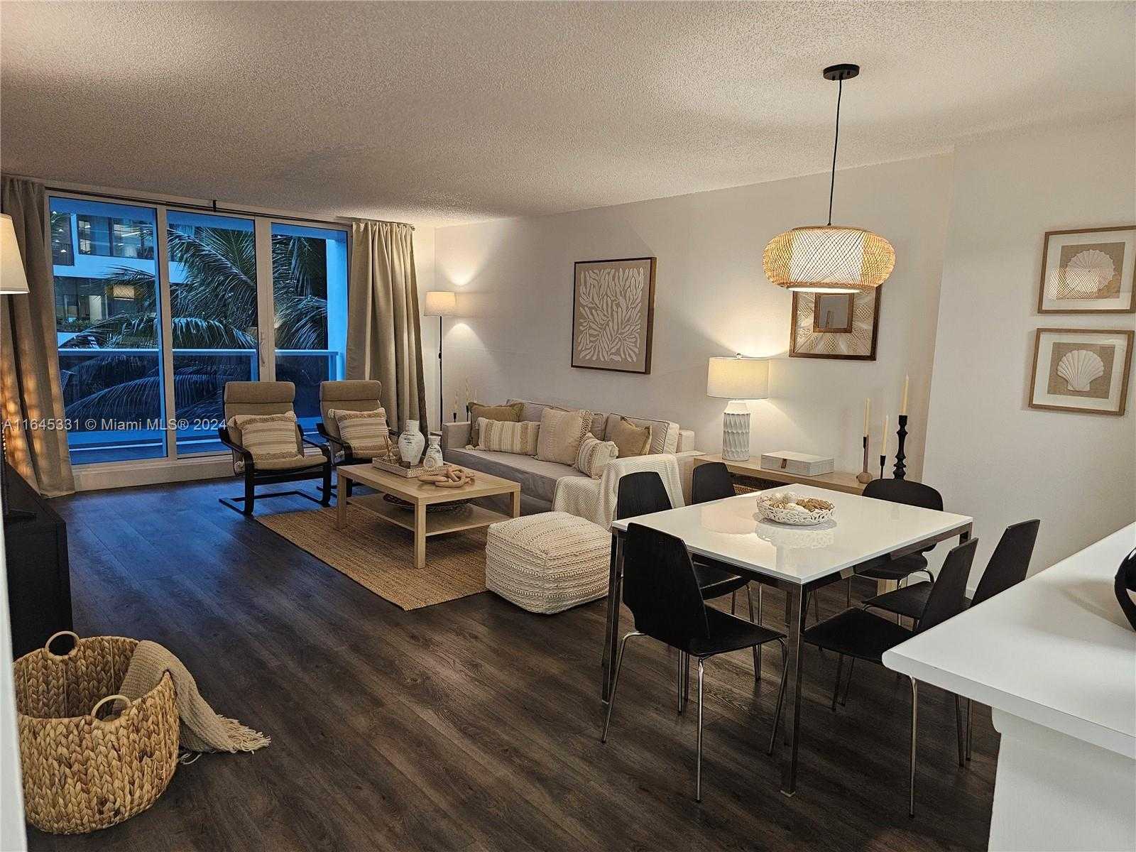 Small Image of 2301 COLLINS AVE #333, Miami Beach Number 8