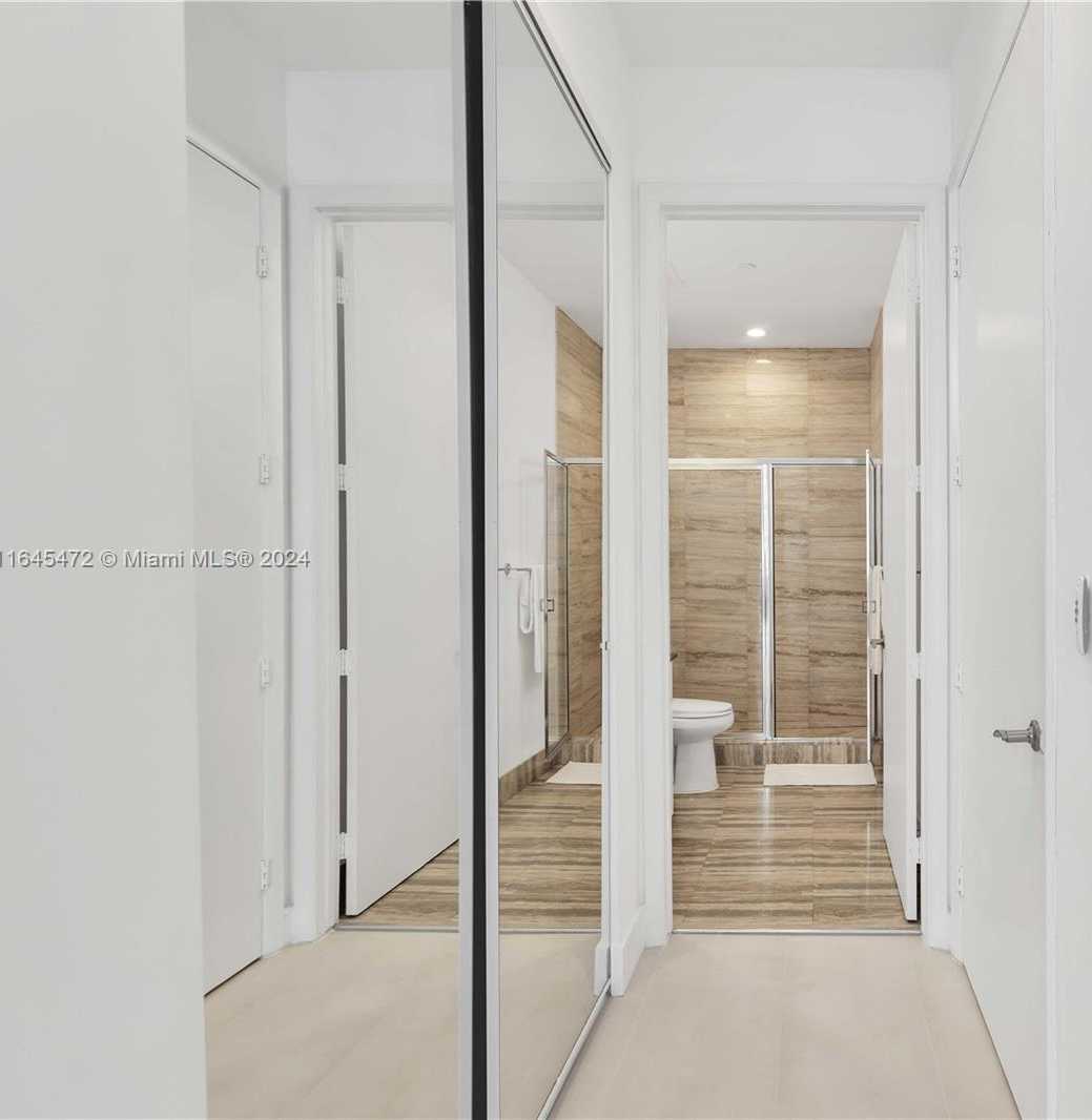 Small Image of 15811 #3802, Sunny Isles Beach Number 19