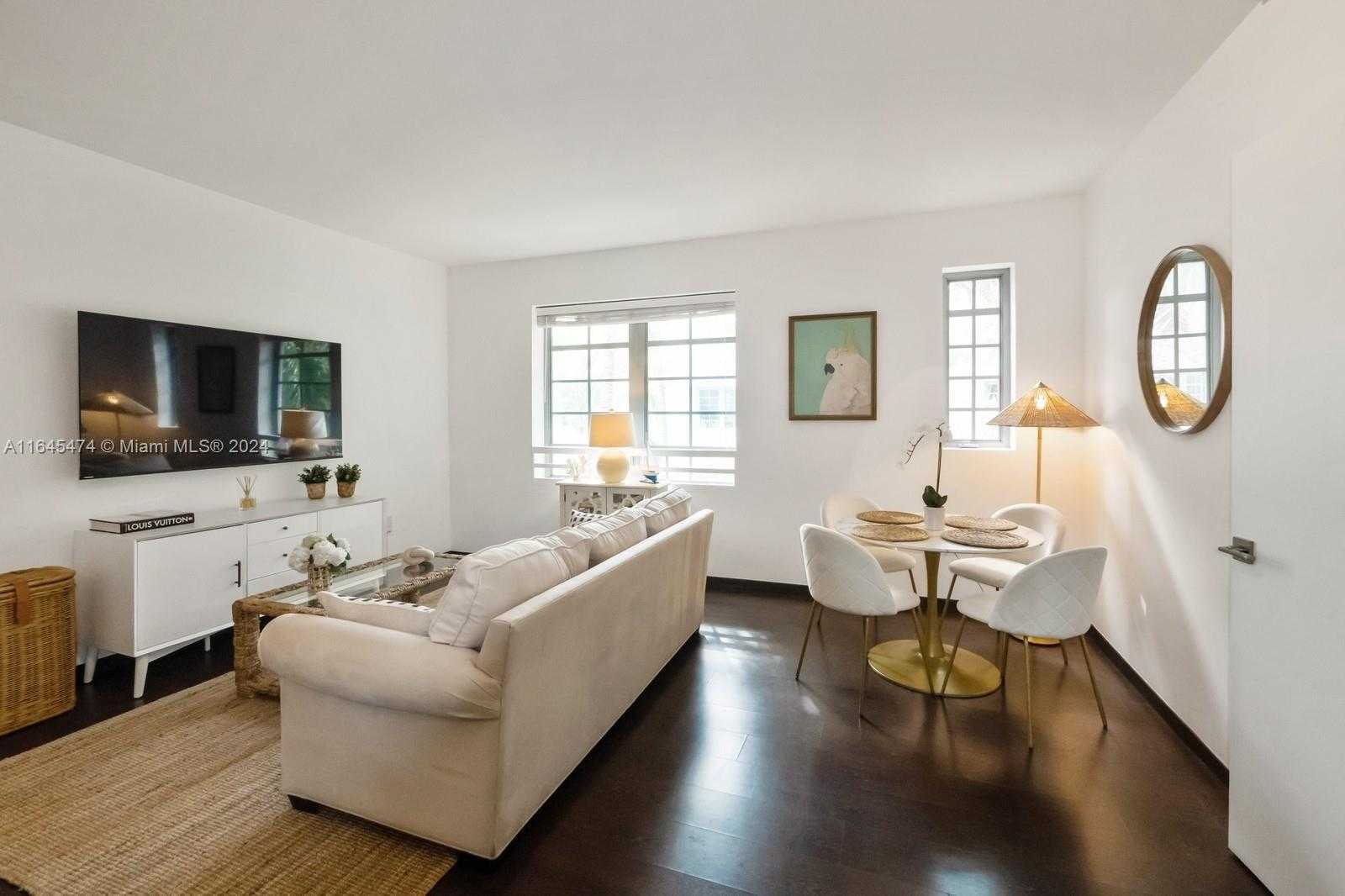 Small Image of 435 21 ST #310, Miami Beach Number 2
