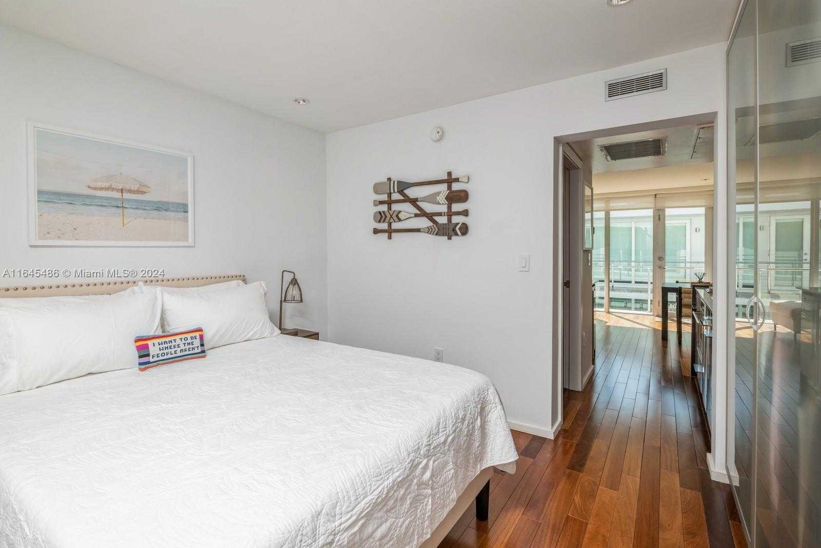 Small Image of 1601 WEST AVE #208, Miami Beach Number 15